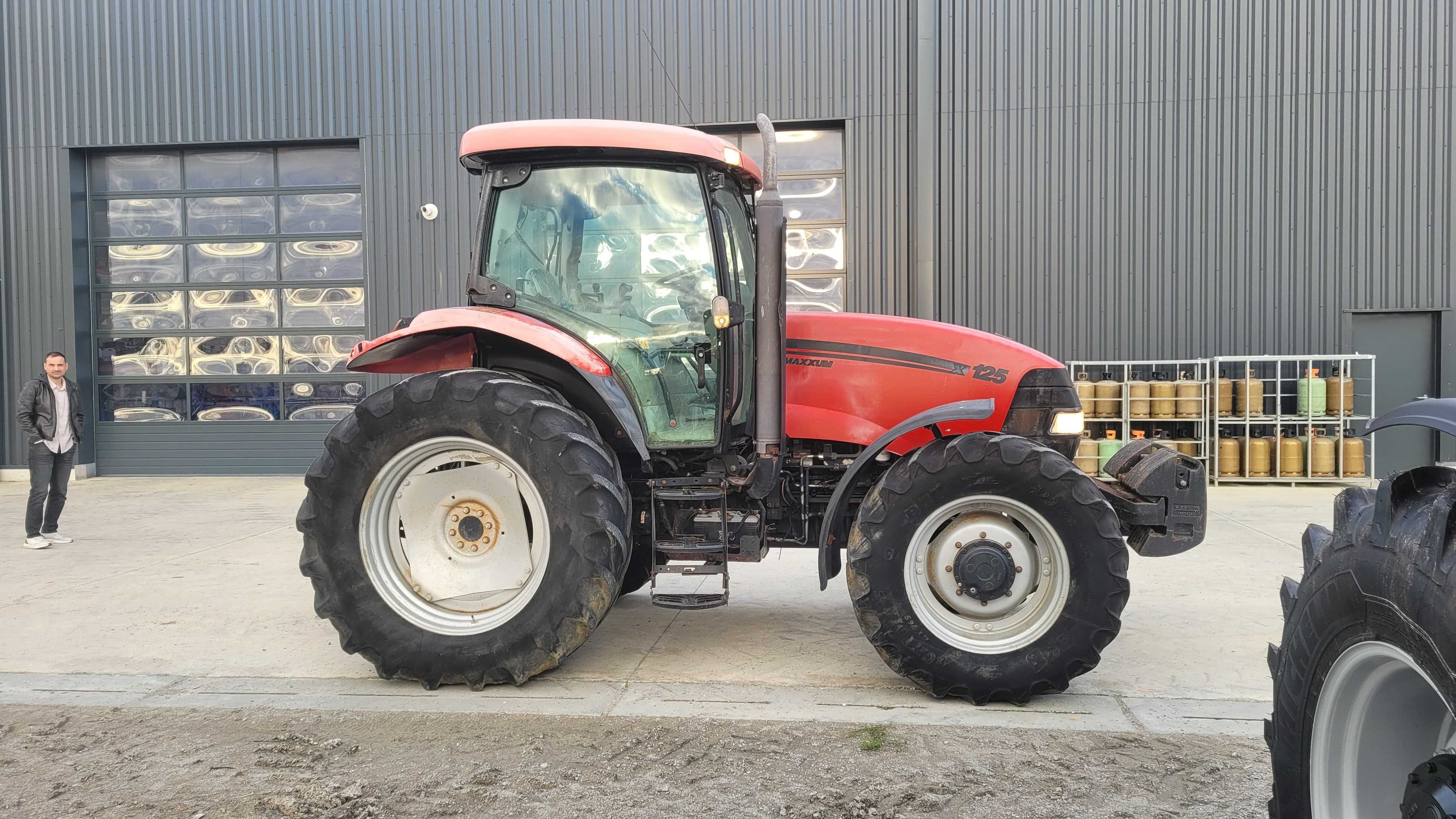 Tractor CASE MAXXUM 125, an 2008, 125 cai, 8960 ore