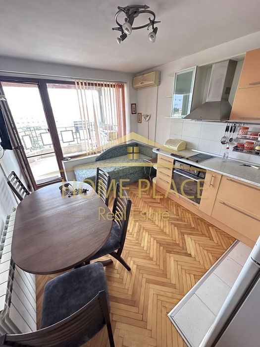 Дава се под наем Тристаен апартамент в Варна, Център - 120 кв.м за 918 € - Снимка #4