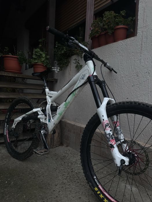 Vand bicicleta sau schimb cu kukirin