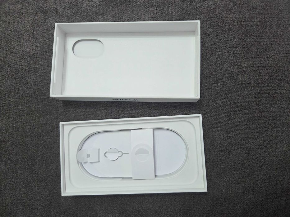 Vand Iphone 16 128 gb