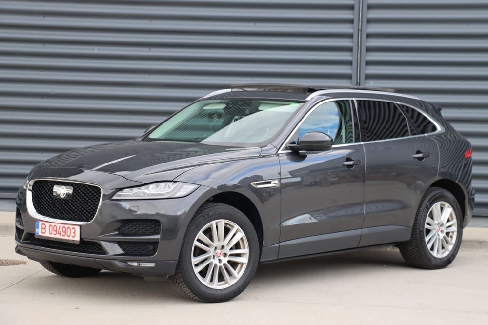 Jaguar F-Pace Panoramic Distronic Display Digital Apple carplay Distrib schimbata