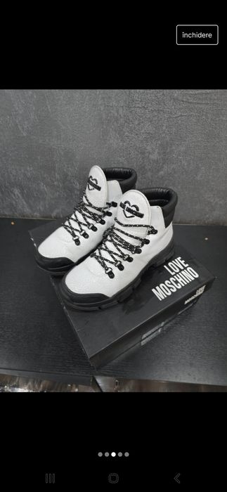 Gheata Love Moschino 37