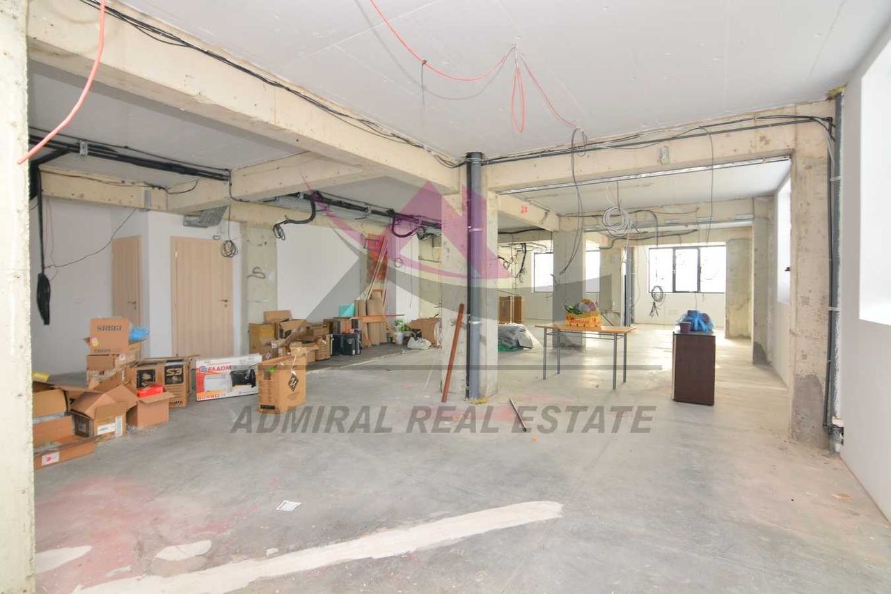 Дава се под наем Офис в Варна, Левски - 357 кв.м за 3142 € - Снимка #5