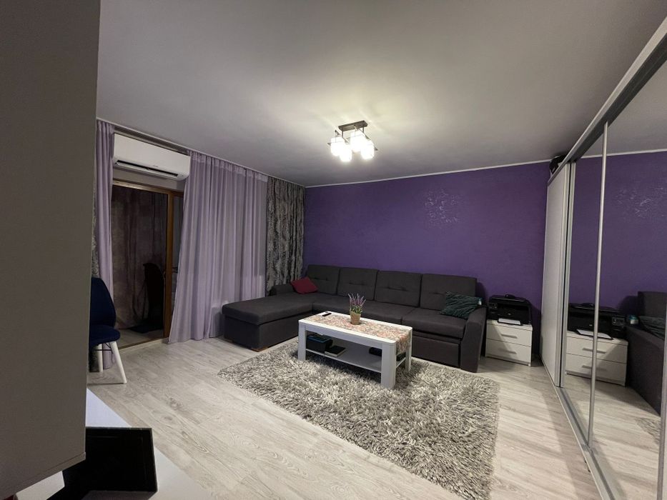 Botosani stejari  3 camere 90000 euro