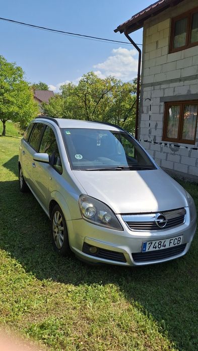 Opel zafira b 7 locuri