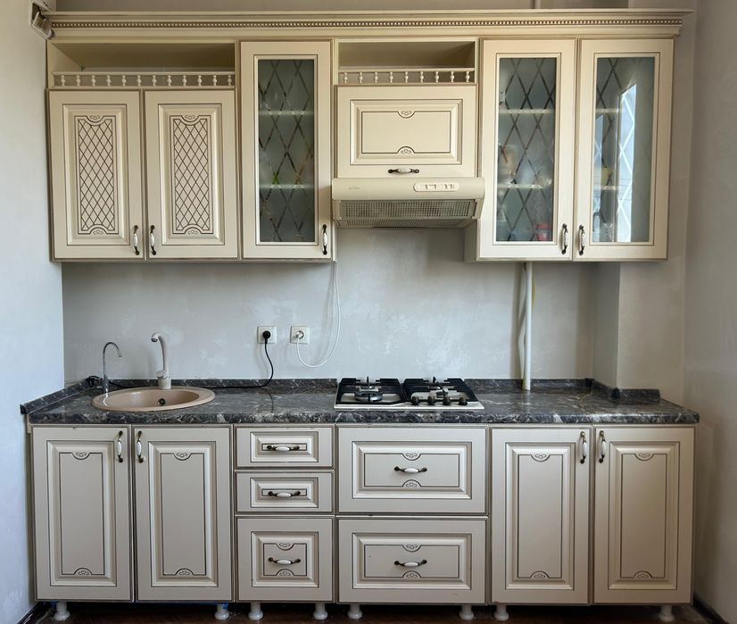 Ас үй жиһазы тез арада сатылады жаңа