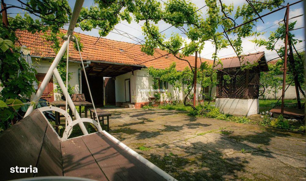 Casa de familie in zona rurala linistita