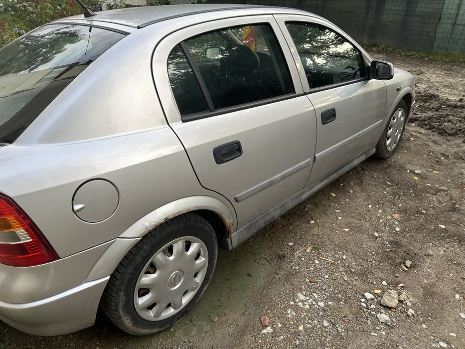 Opel astra 1.6 benzina