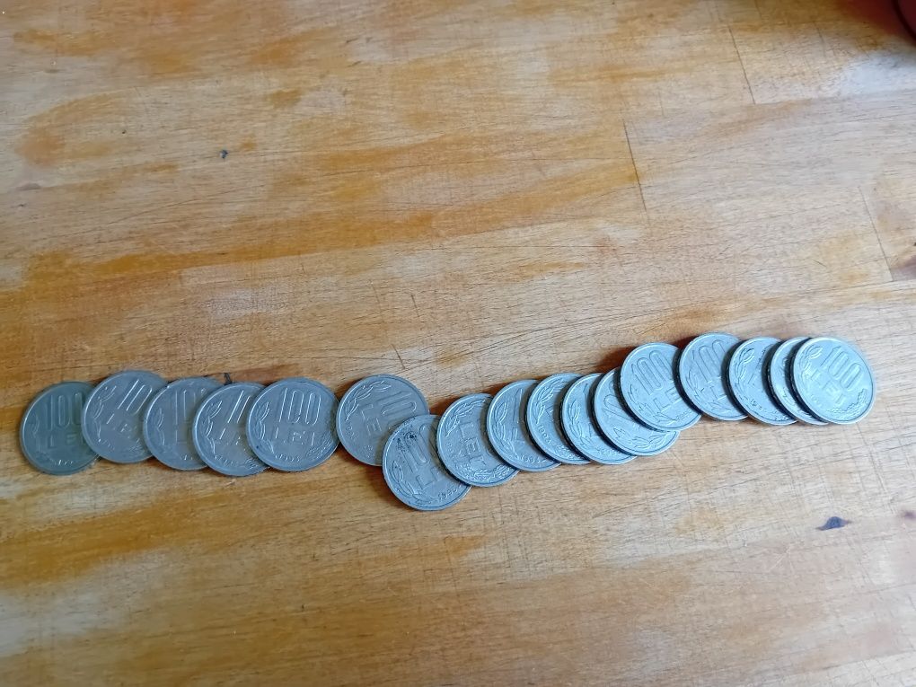 Monede vechi de 100 lei