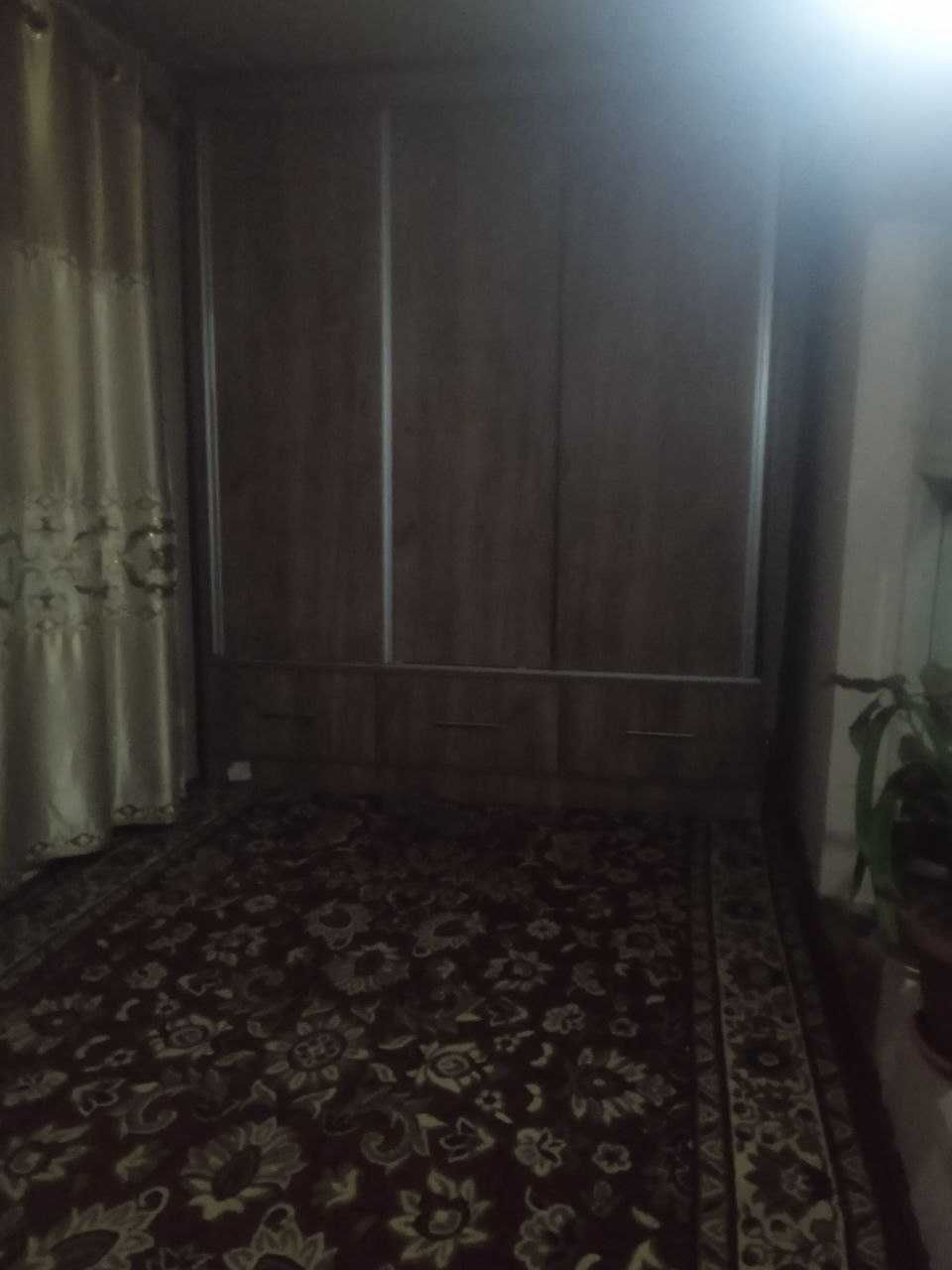 Покиза халол ишлидиган ёки талаба кизларга ижарага берилади