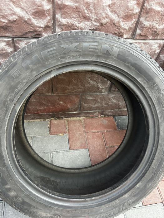 Продам зимние Б/У шины