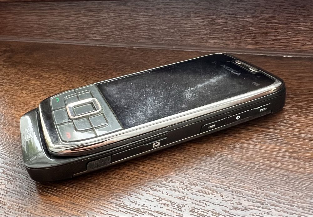 Nokia E66 functional