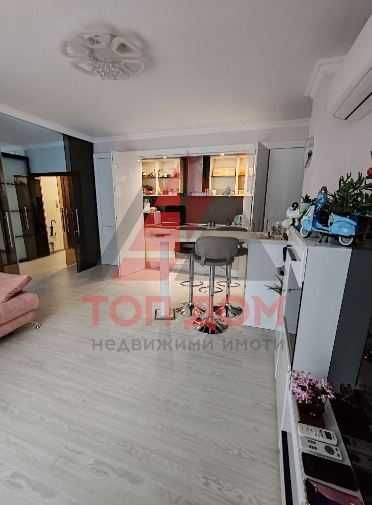 Продава се Тристаен апартамент в Варна, м-т Траката - 118 кв.м за 2356 €/кв.м - Снимка #1