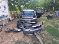 dezmembrez se dezmembreaza piese de bmw seria 1 e87