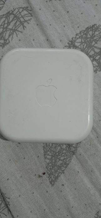 Продам наушники почти не использовались  1 в 1 как оригинал