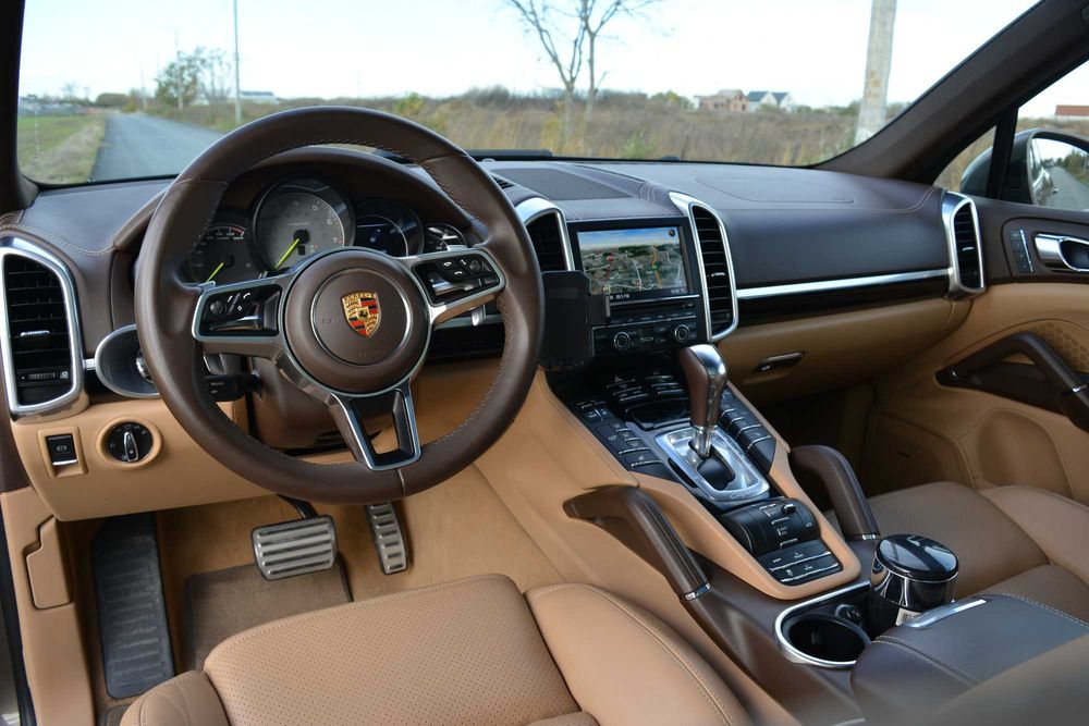 Porsche Cayenne S E-Hybrid