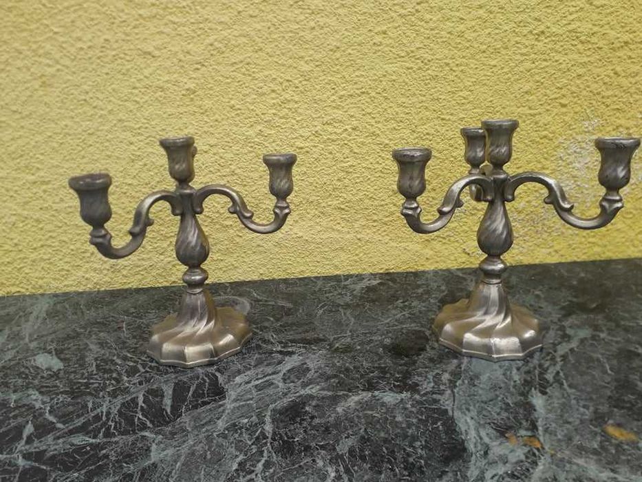 Set 2 sfesnice cu trei brate