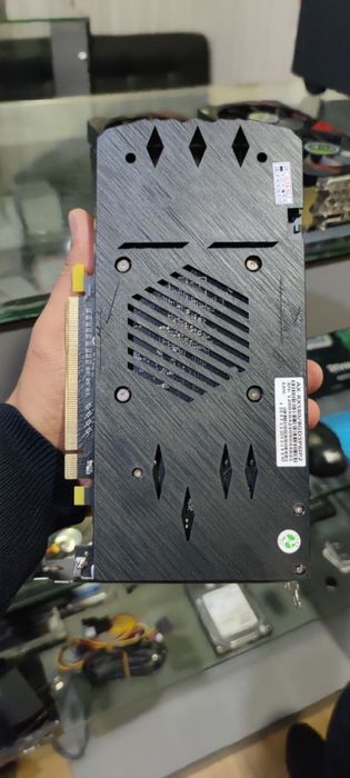 Axle RX580 8 Gb 256Bit ddr5