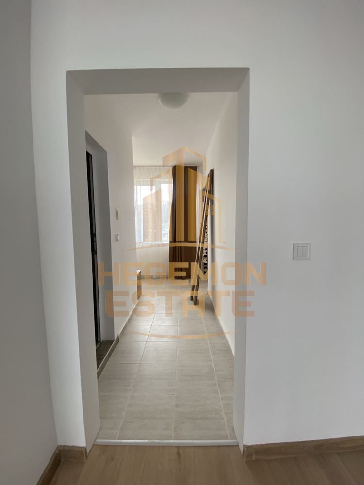 Продава се Двустаен апартамент в Бяла - 94 кв.м за 900 €/кв.м - Снимка #3