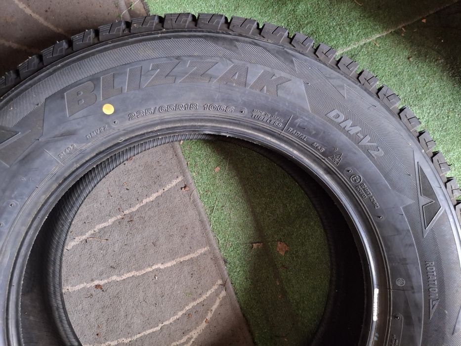 235 65 18 Bridgestone DOT 2018 iarna NOI