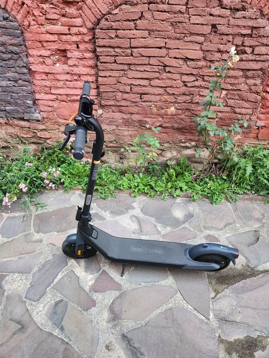 Trotinetă electrică Ninebot E2