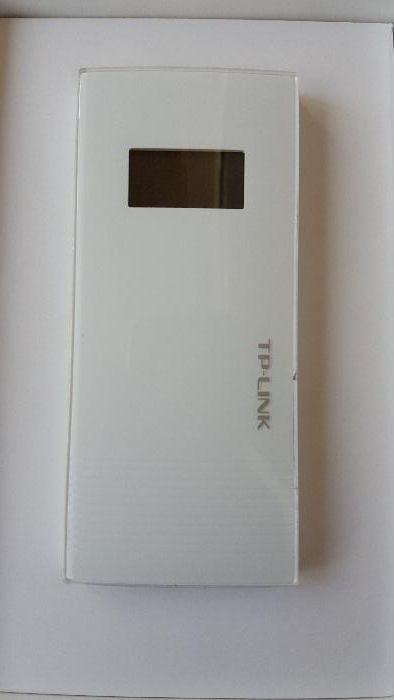 Vand Router 3G Wifi portabil, cu Power Bank de 5200 mAh M5360