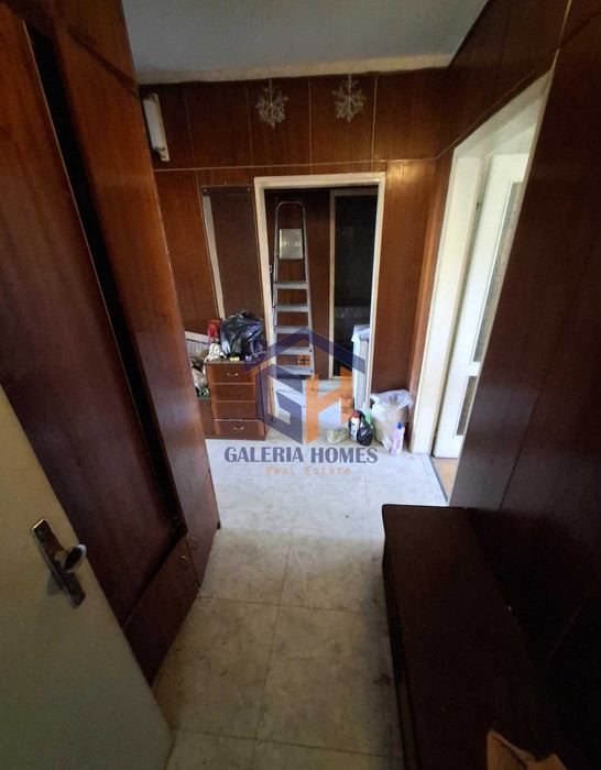 Тристаен апартамент в Дианабад до 105-то СУ