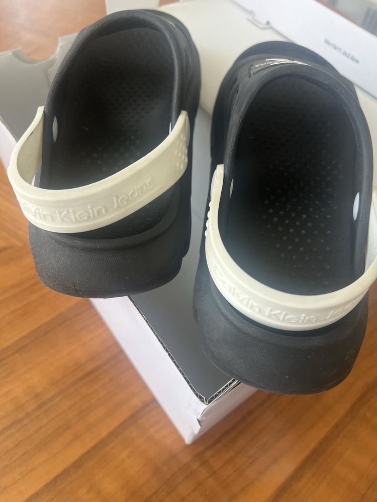 Самдали на Calvin Klein Jeans