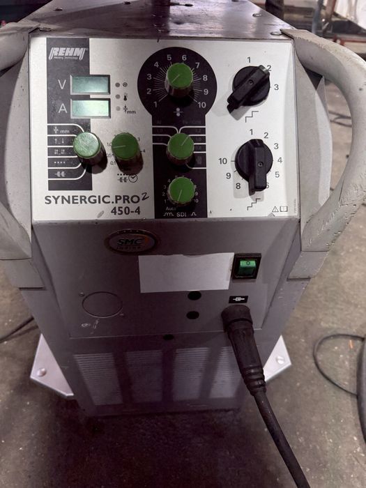 Aparat de sudura REHM