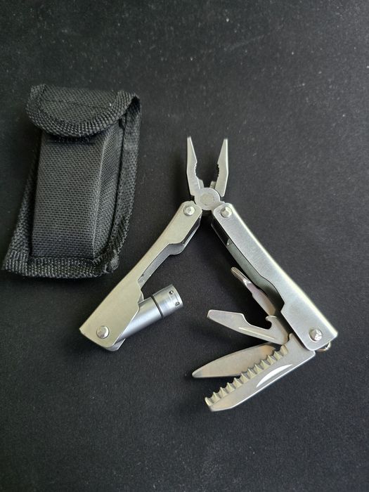 Recipient Multitool EDC suport cilindric medicamente pastile