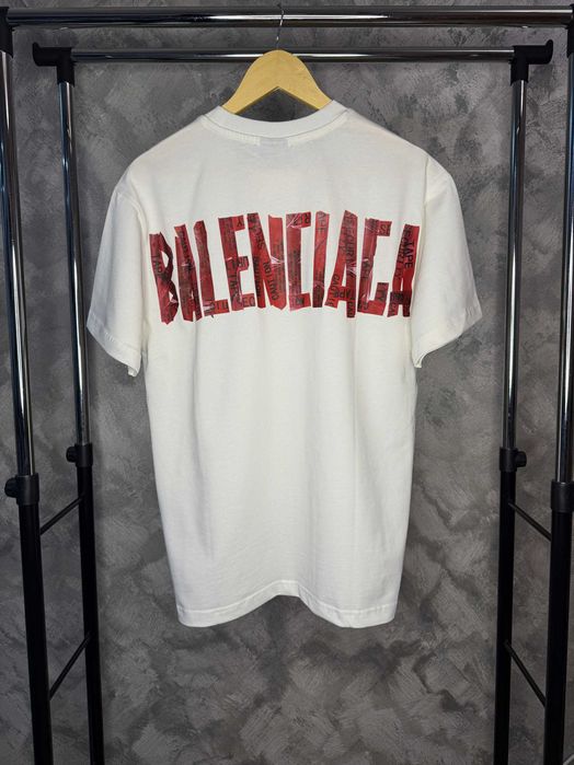 Tricou Balenciaga