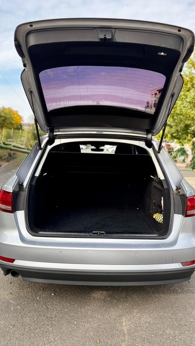 Vand Audi A4 Model B9 OCAZIE!!!
