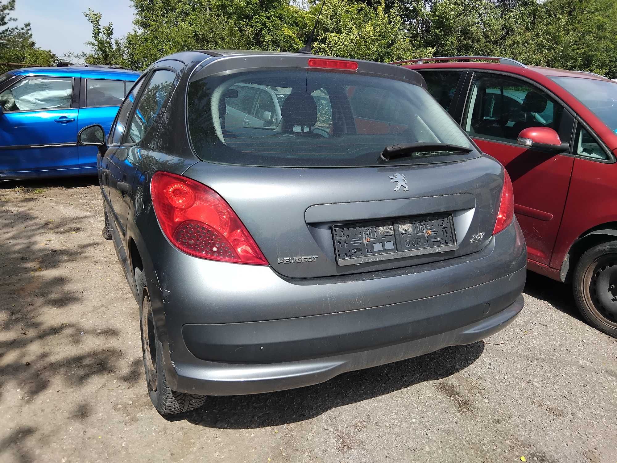 Peugeot 207 1.4 бензин 75к.с. на части