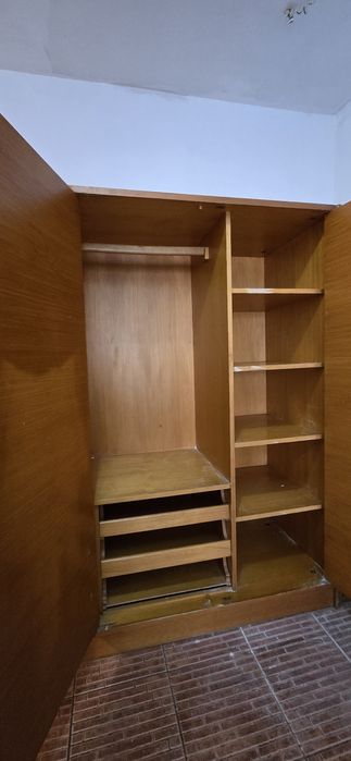 Dulap dublu din lemn masiv