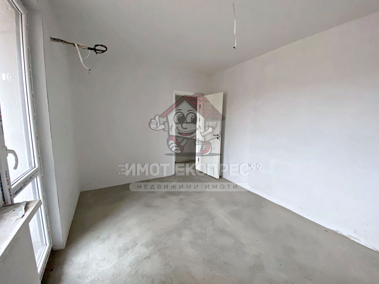 Продава се Тристаен апартамент в Асеновград - 106 кв.м за 1793 €/кв.м - Снимка #14