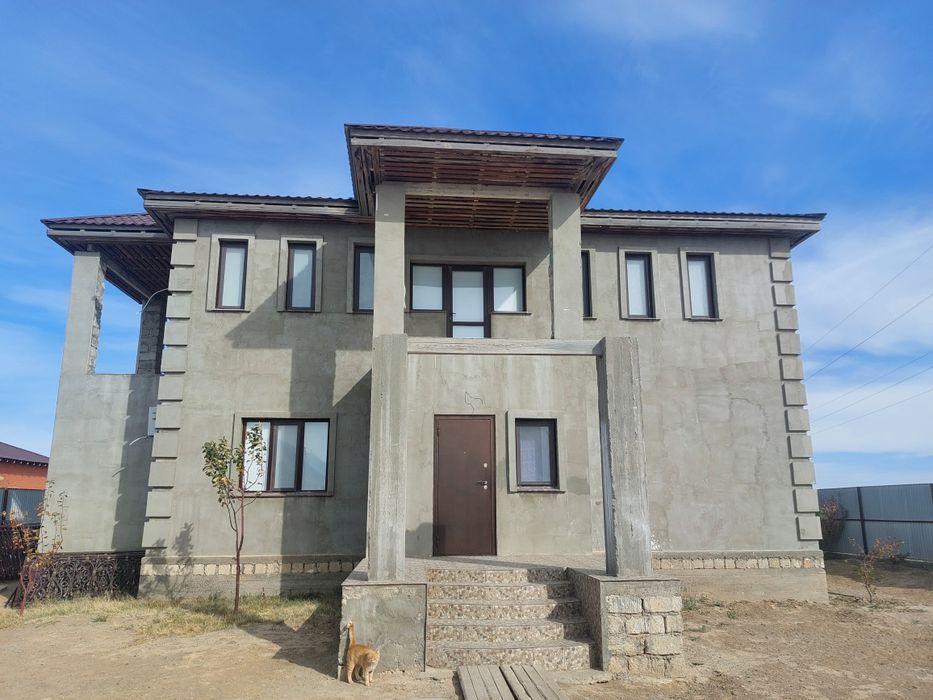 Продаётся 2-х этажный дом-коттедж