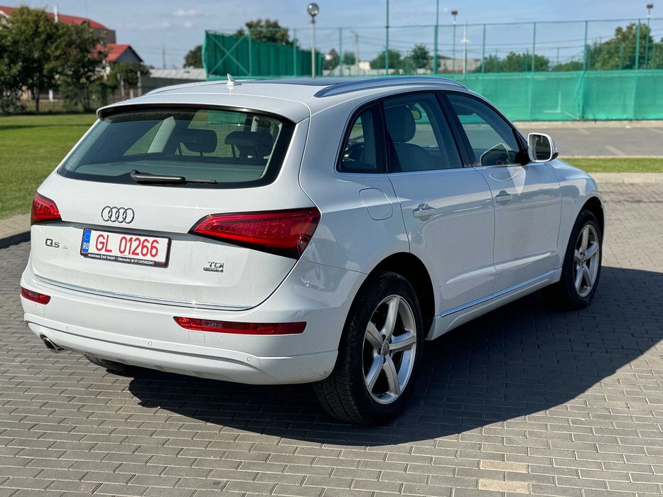 AUDI Q5 quattro 2016