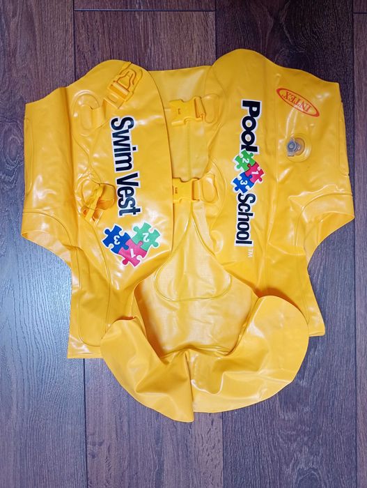 Lot Vesta de salvare pentru copii, gonflabila,3-6 ani +colac scaun