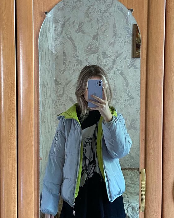 Женская куртка на весну