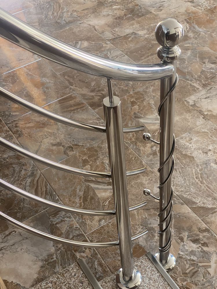 Balustrade inox; Copertine inox; porti și garduri din inox