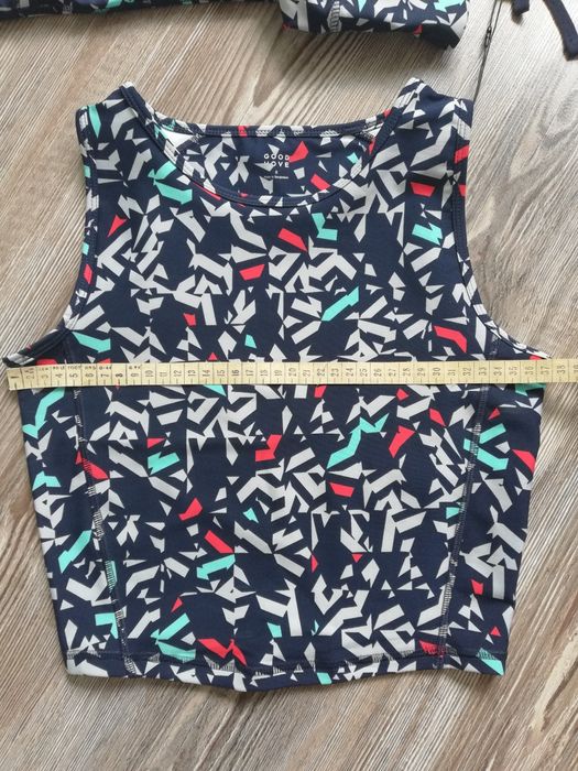 Чисто нов дамски спортен екип