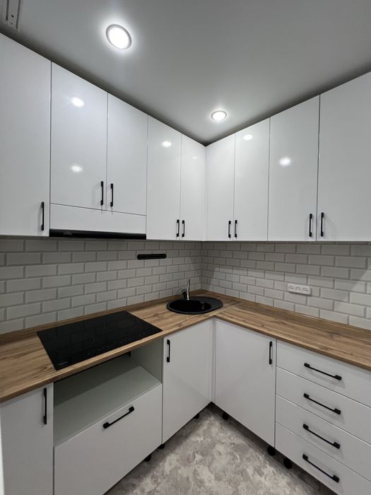 ПРОДАМ 2комнатную Айсберг