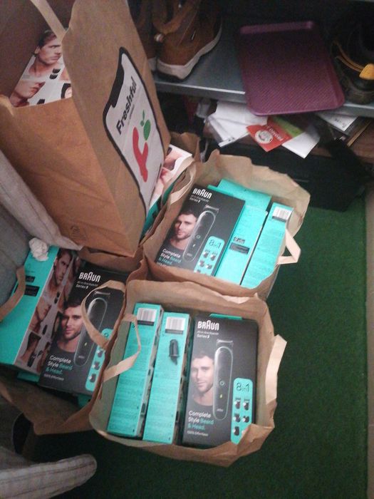 40 buc Noi Aparat de tuns multifunctional  Wet&Dry, 8-in-1