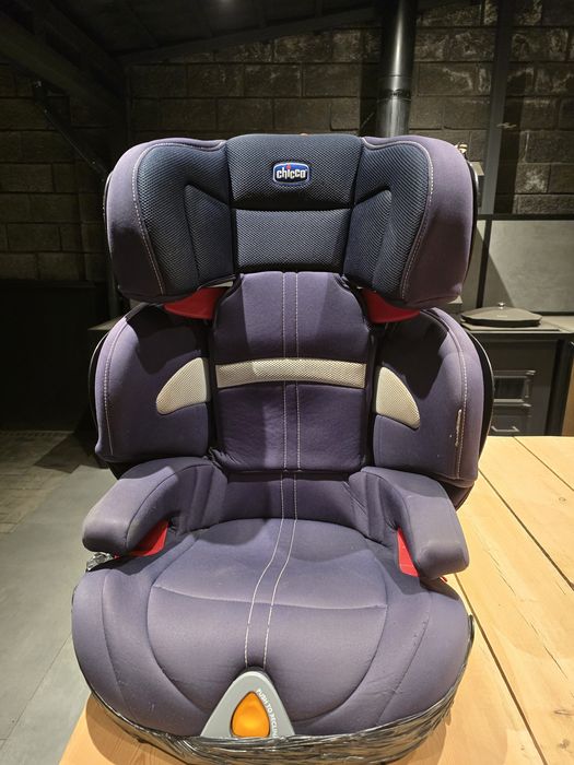 Автокресло  isofix