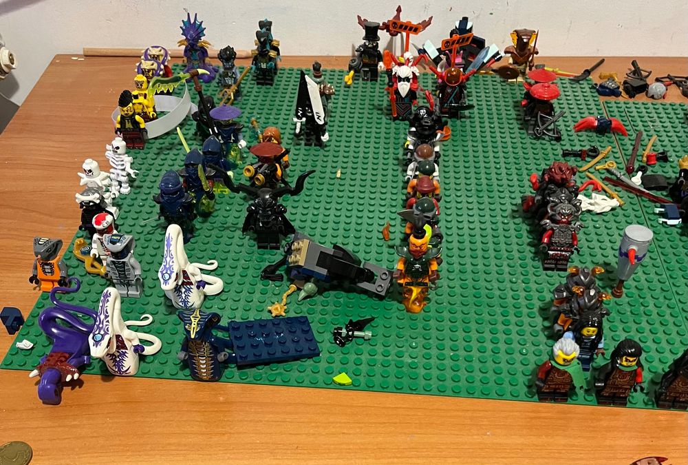 Ninjago фигурки .