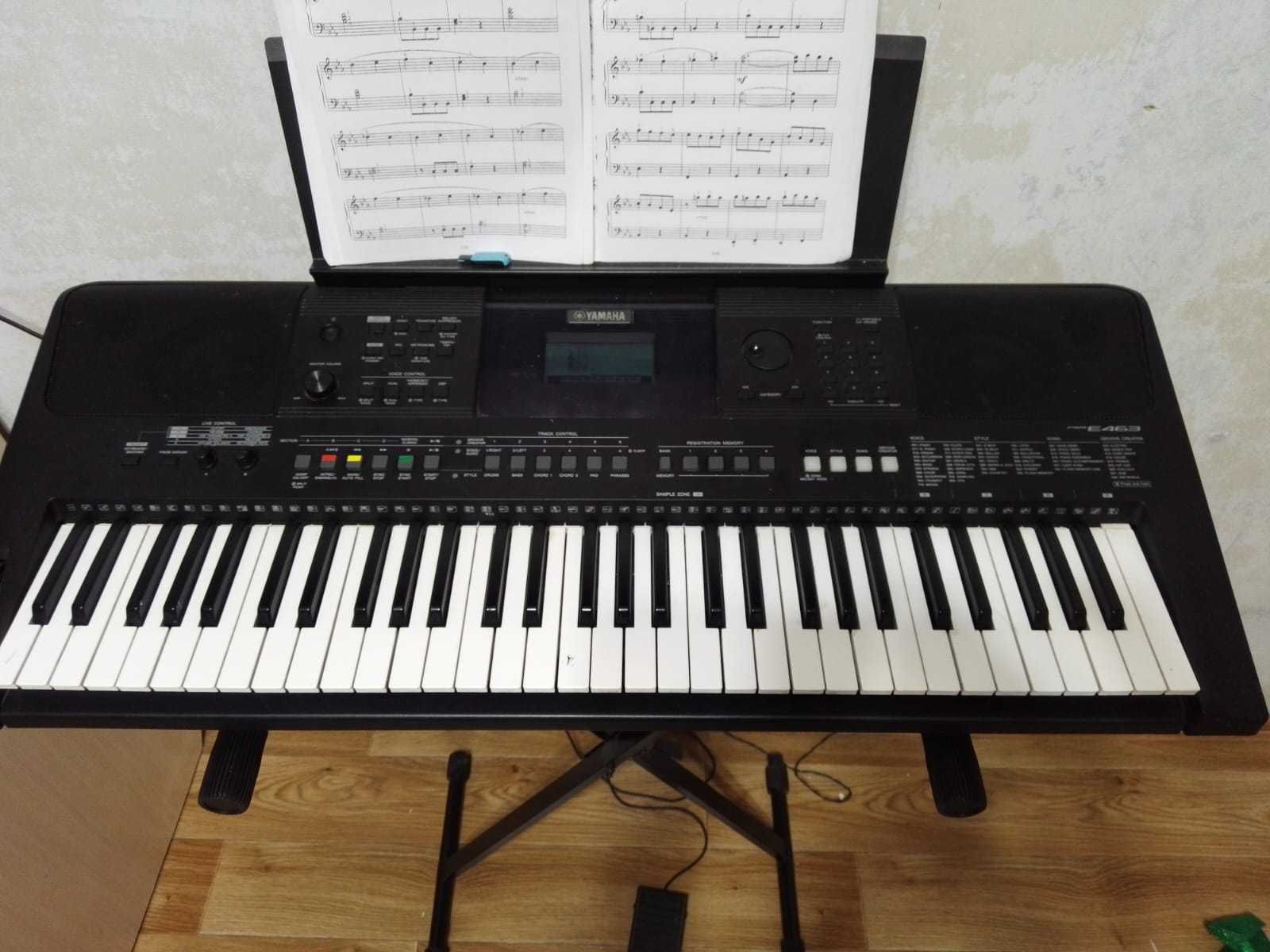 Продается Синтезaтор Yamaha PSR-E463