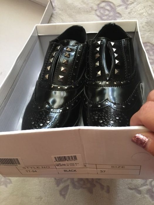 Дамски обувки