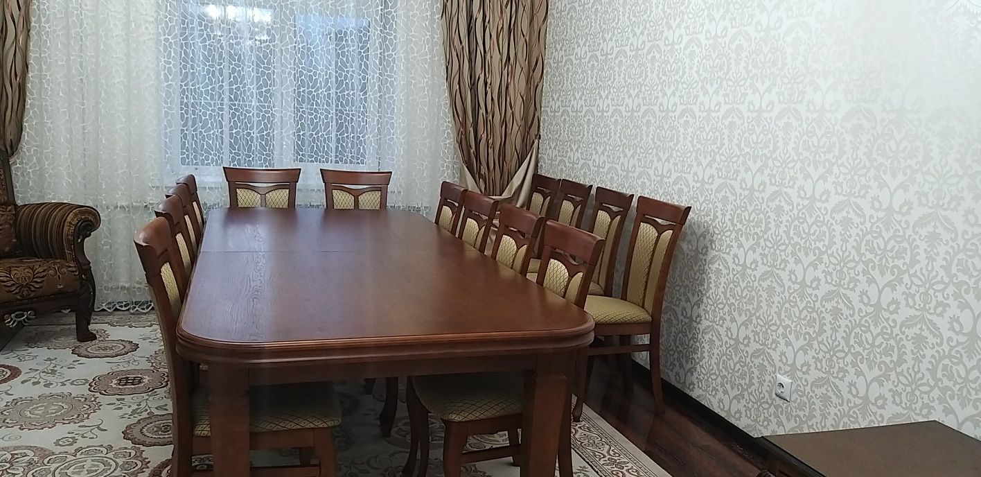 Продам стол со стульями
