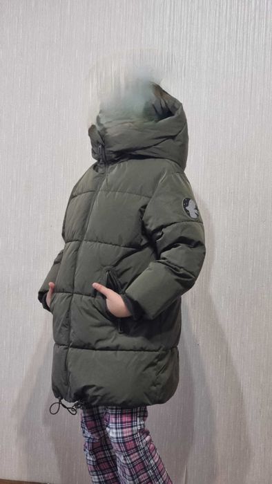 Продам детскую зимнюю куртку