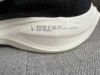 Papuci de alergat nike air  ZOOMX